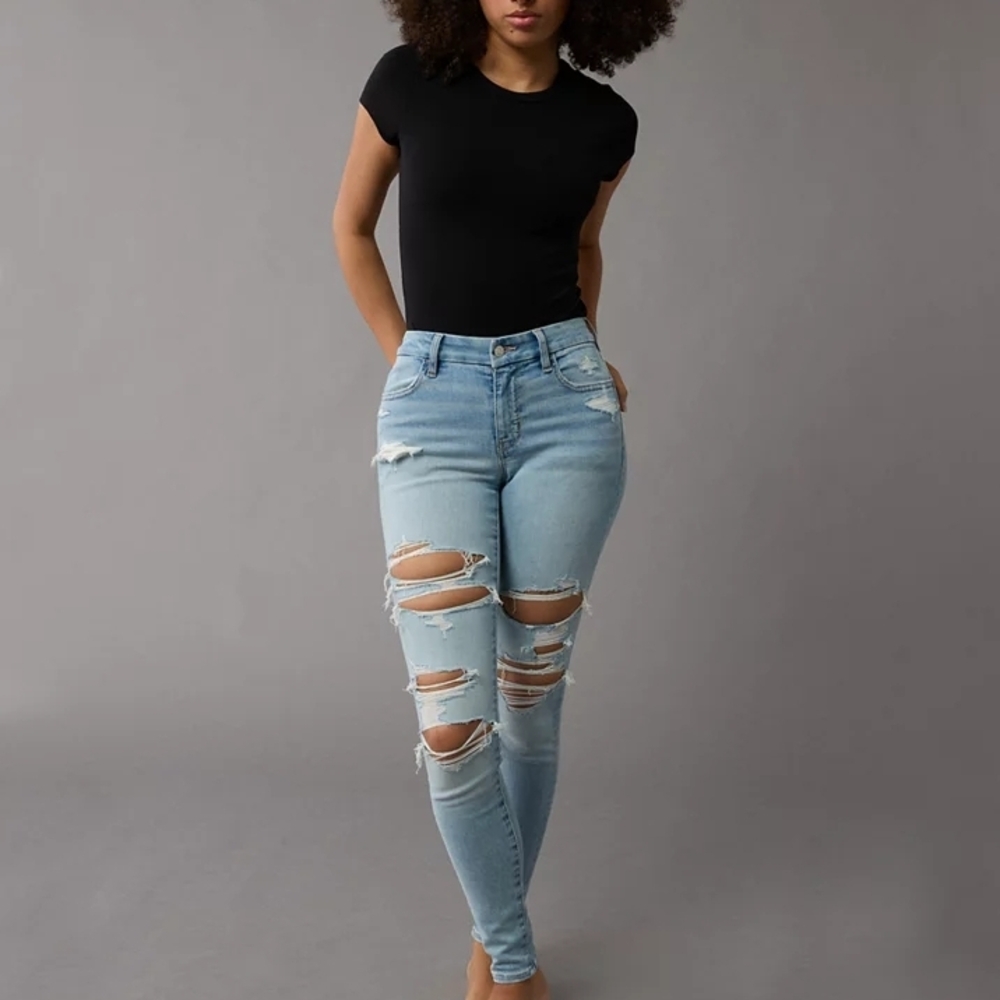 AE Next Level Curvy High-Waisted Ripped Jegging